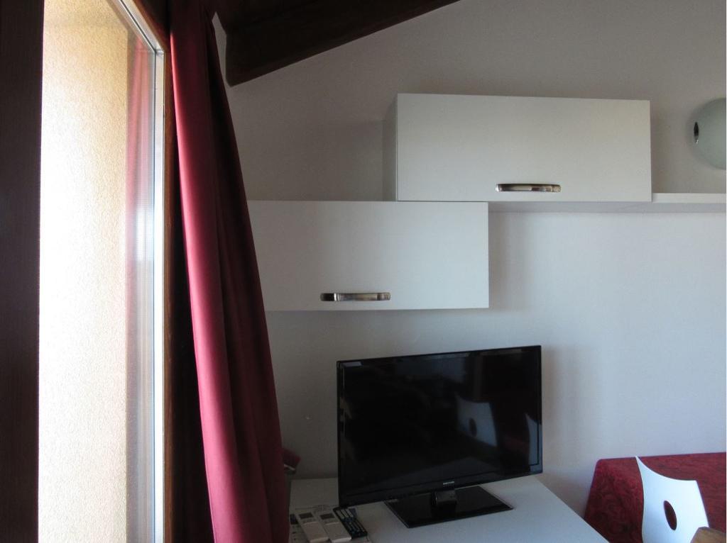 Residence L'Incanto Attici カステルサルド エクステリア 写真